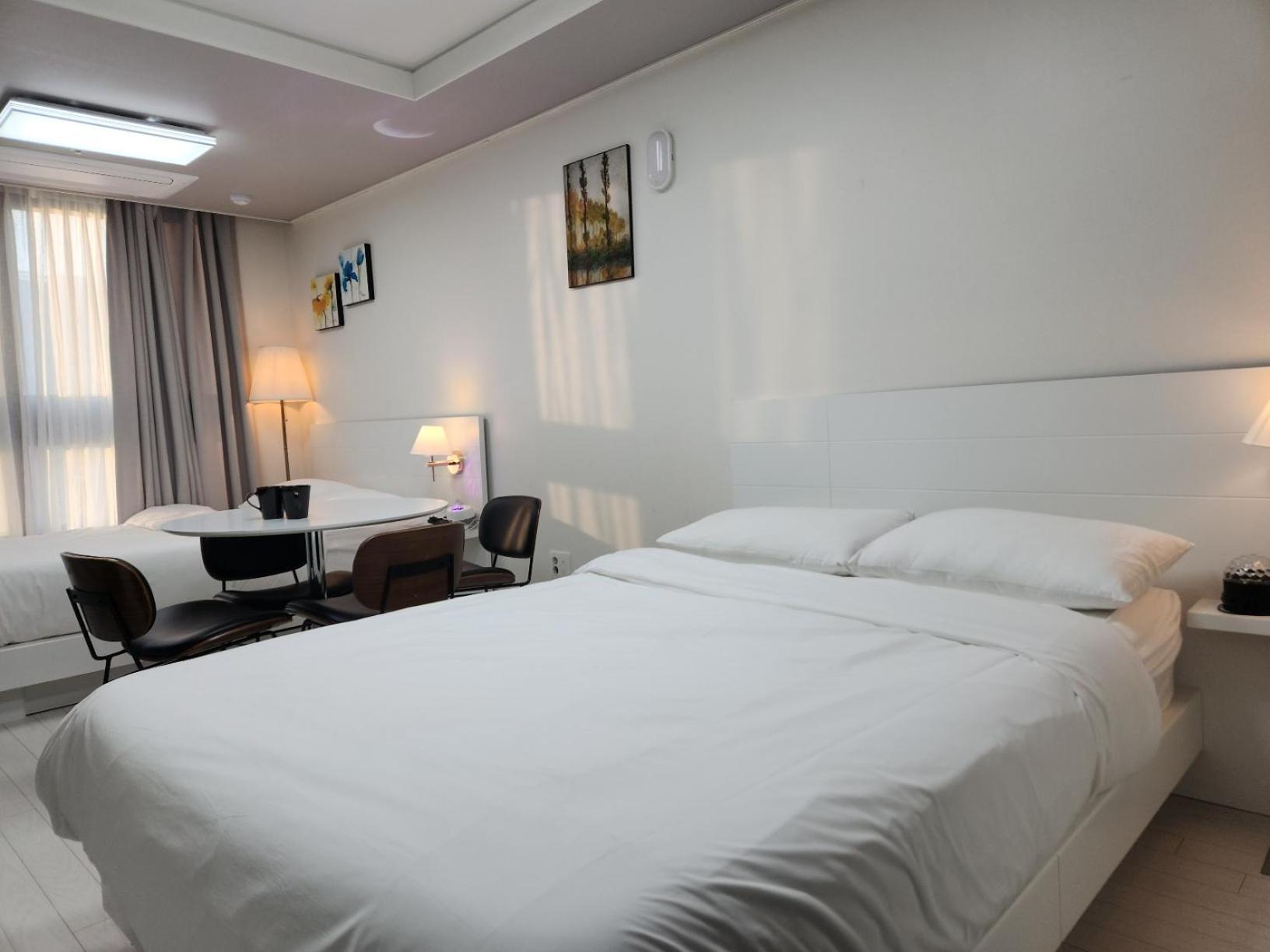Daegu Star B&B Dsr Hotel Lily Guestroom Exteriér fotografie