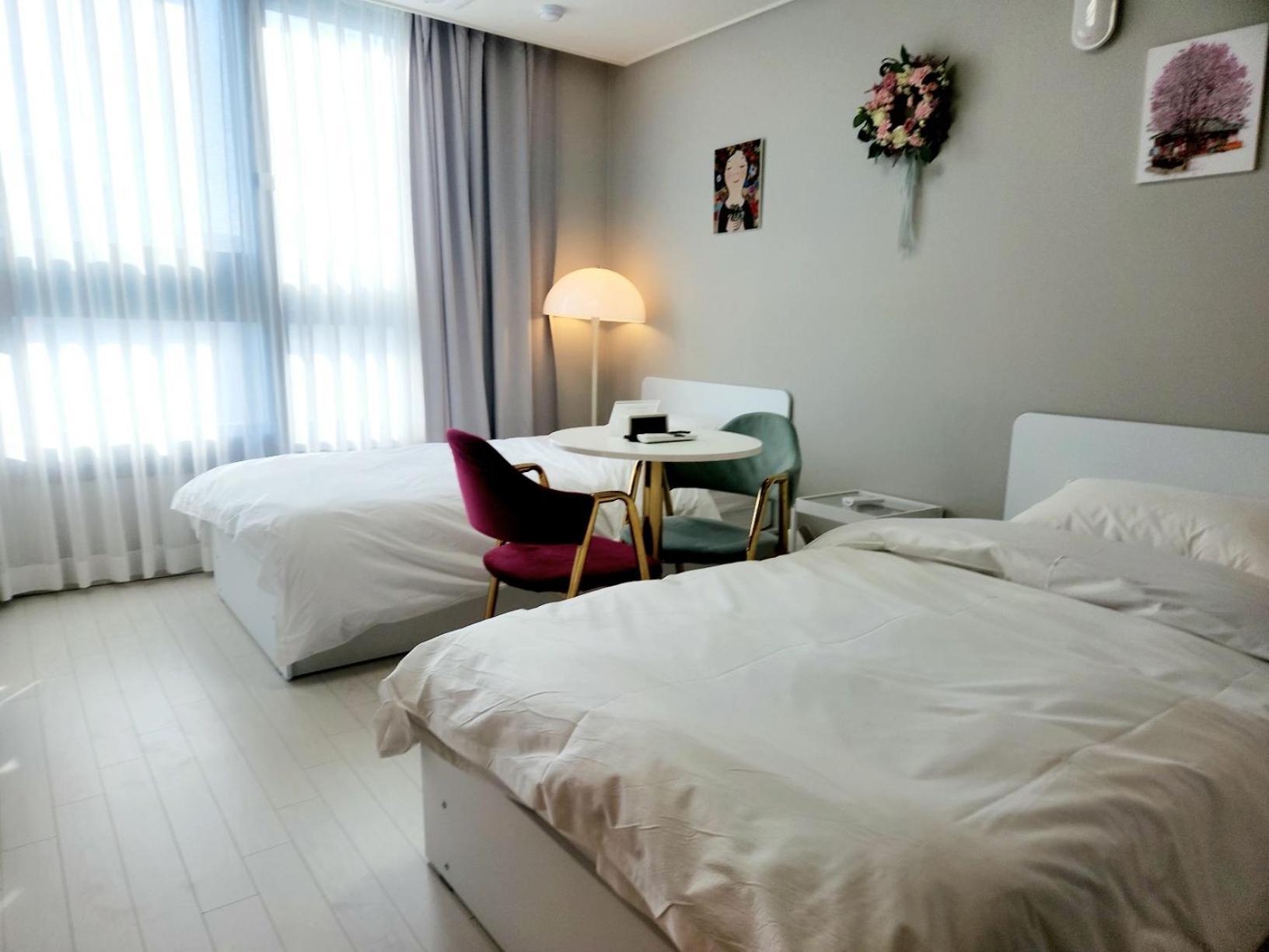 Daegu Star B&B Dsr Hotel Lily Guestroom Pokoj fotografie